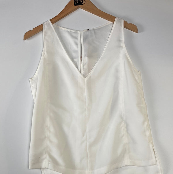 White tank